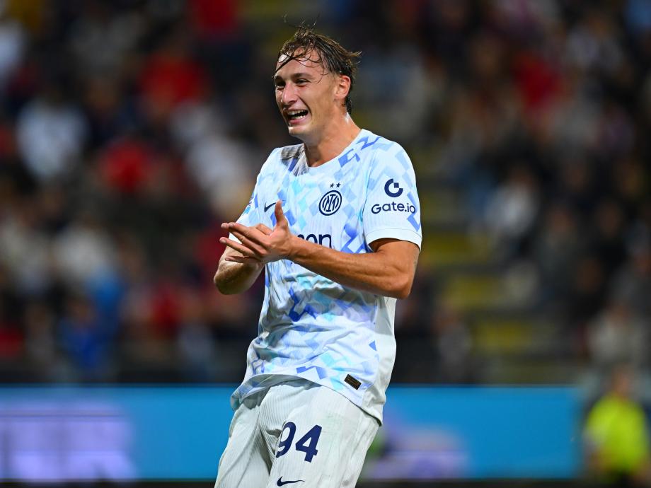 劳塔罗闪击埃斯波西托破门 国米2-0卡利亚里