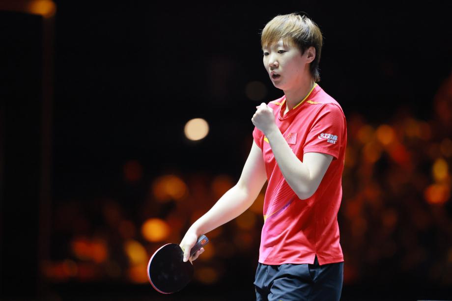 [图]王曼昱3-0何卓佳 晋级WTT中国大满贯女单32强半岛综合体育信息