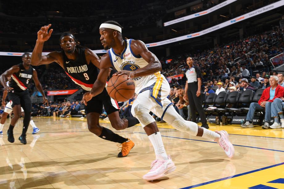 杨瀚森NBA季前赛首秀4分4板 勇士逆转开拓者