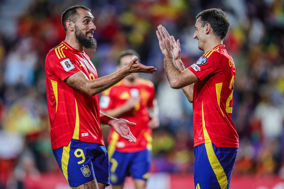 [图]西班牙4-0大胜保加利亚 世预赛四连胜小组领跑正规配资平台