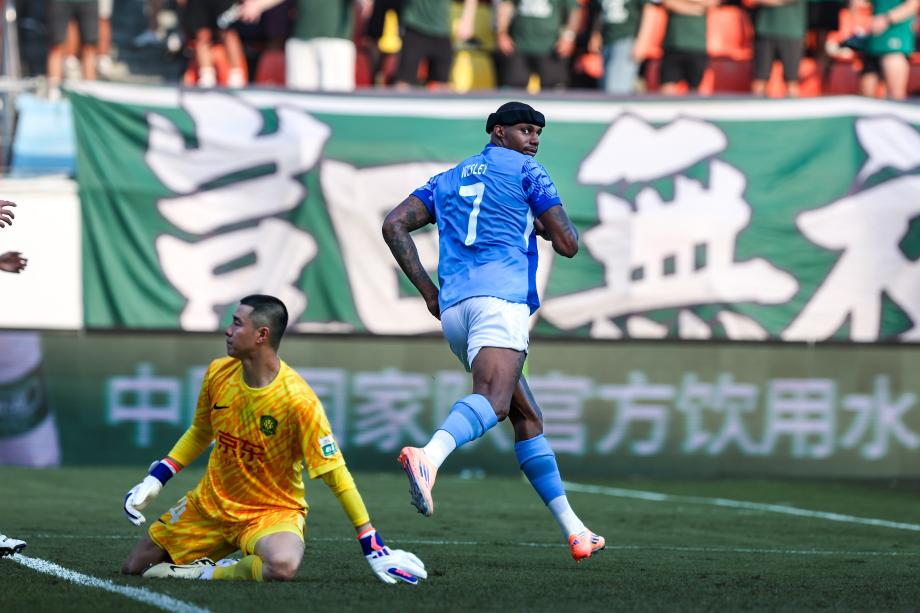 加西亚韦斯利破门 深圳新鹏城战胜北京国安