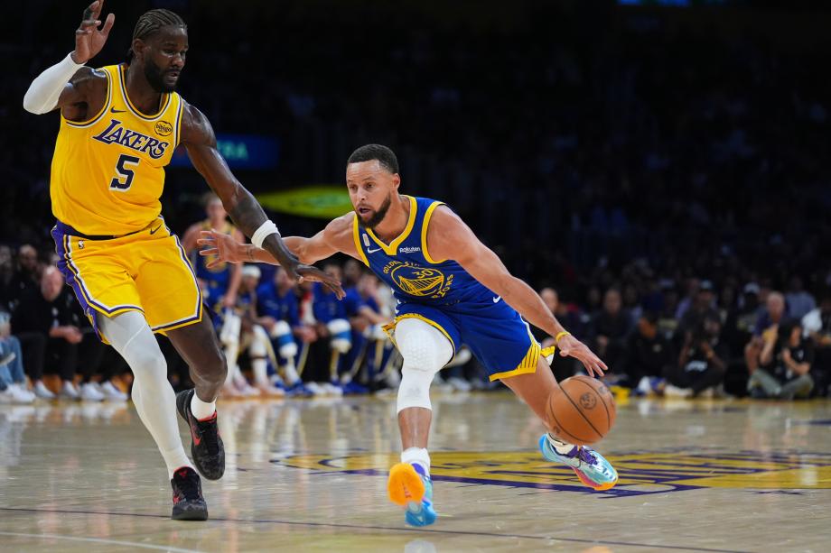 东契奇空砍43+12+8库里23分 勇士揭幕战力克湖人