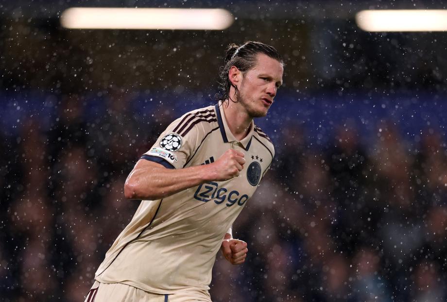 埃斯特旺点射凯塞多建功 切尔西5-1阿贾克斯