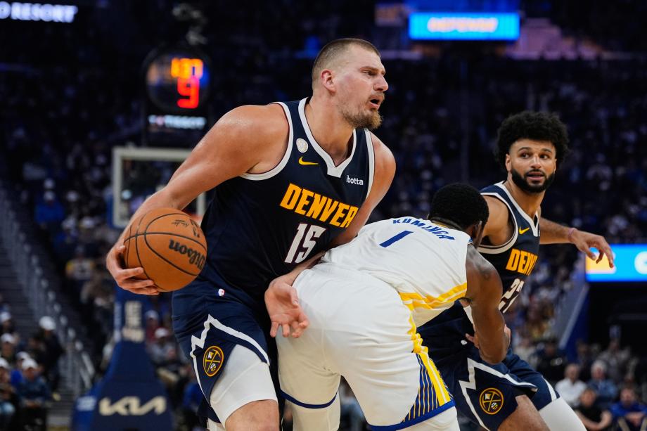 库里42+6+7戈登空砍50分 勇士加时险胜掘金