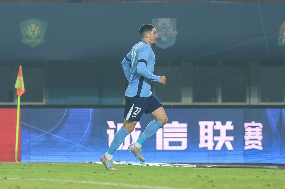 李提香乌龙亚戈补时破门 河南主场战平浙江