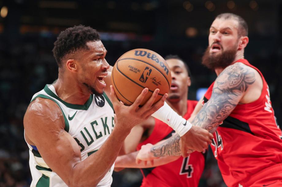 字母哥31+20+7 雄鹿力擒猛龙两连胜