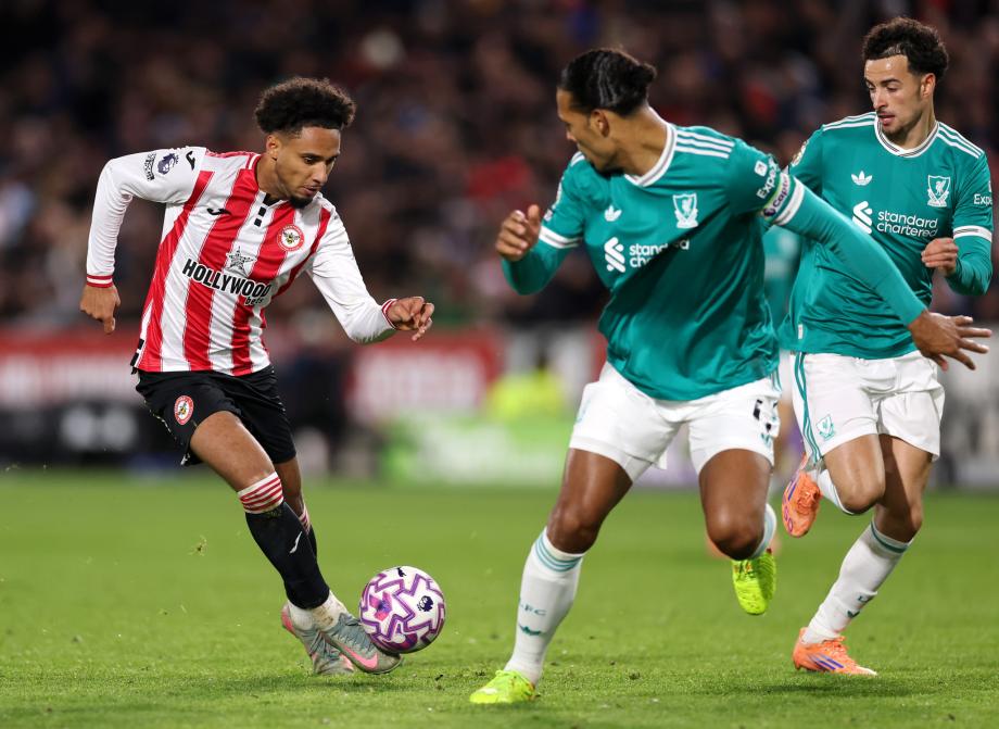 英超-萨拉赫破门范戴克送点 利物浦2-3布伦特福德