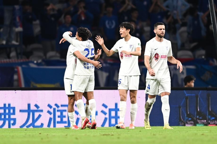 吴曦进球路易斯破门 上海申花战平大连英博