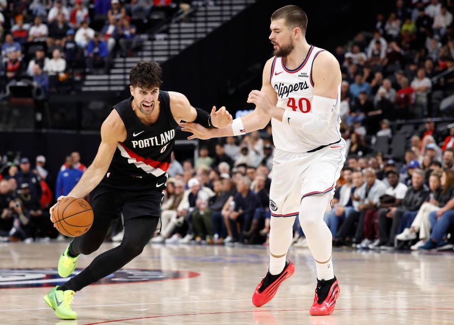 杨瀚森2分1板莱昂纳德30分 快船力克开拓者