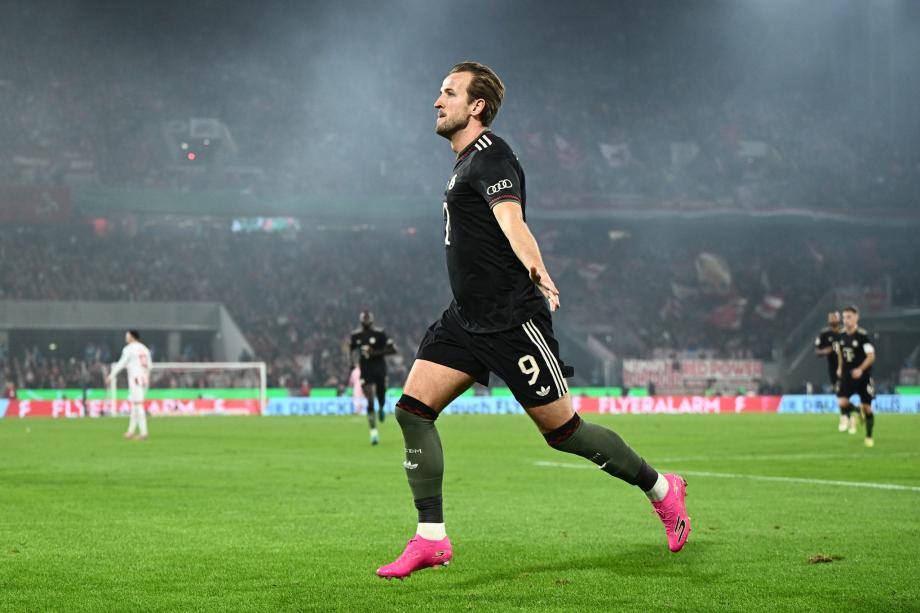 德国杯-凯恩双响迪亚斯失单刀 拜仁4-1科隆