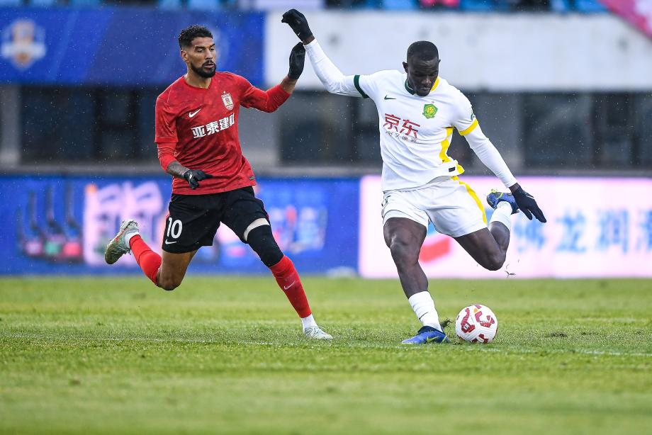 法比奥梅开二度 北京国安客场完胜长春亚泰