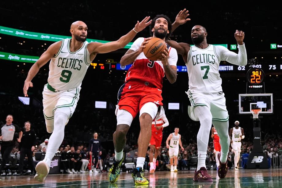 布朗35+5+5普理查德18分 绿军送奇才6连败