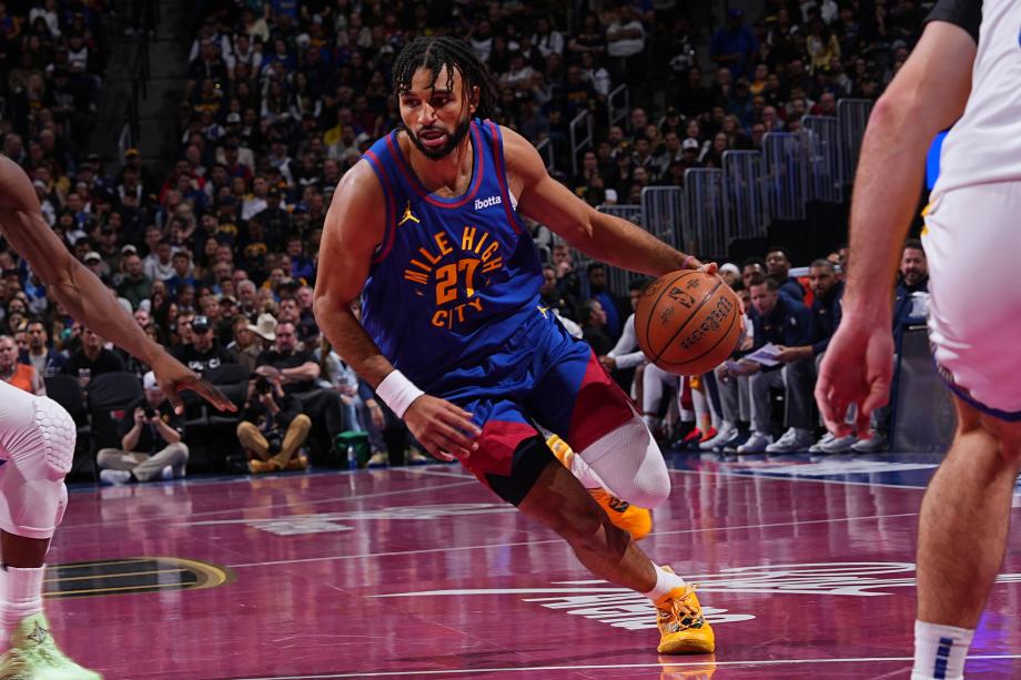 NBA杯-约基奇准三双库里缺阵 掘金主场大胜勇士