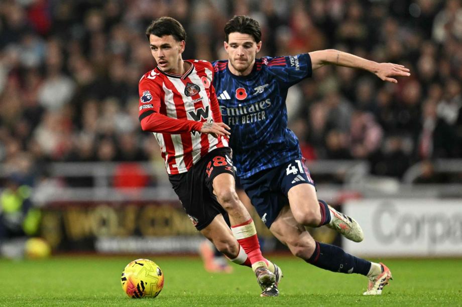 萨卡破门特罗萨德世界波 阿森纳2-2遭补时绝平