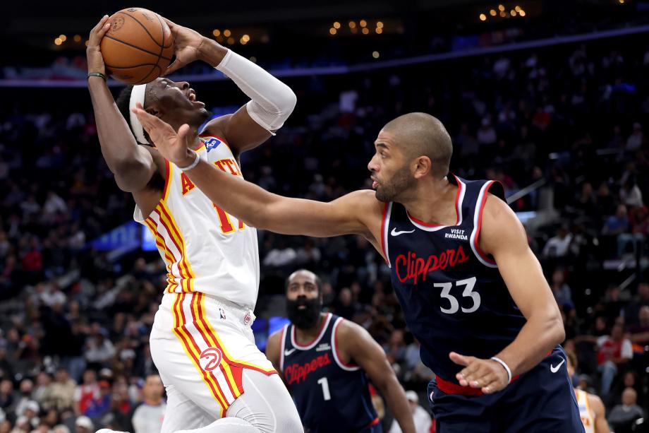 哈登空砍三双克雷伊奇28分 老鹰送快船5连败