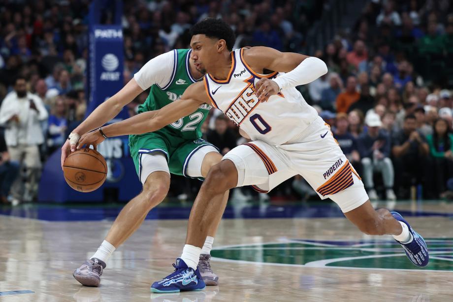 布克26+9弗拉格16+6+6 太阳力克独行侠迎4连胜