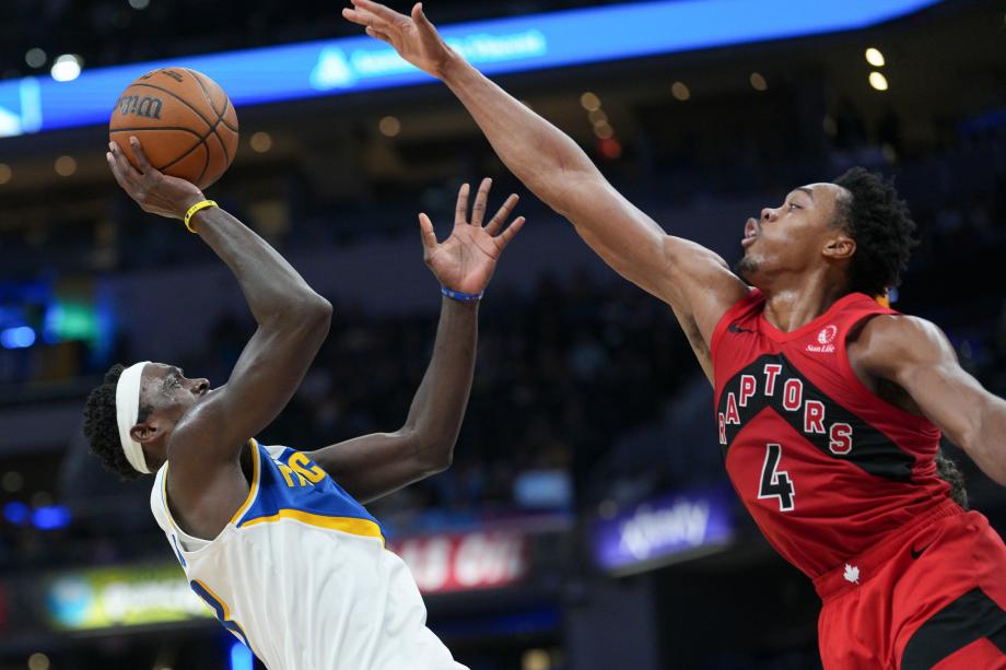 巴雷特22+6西亚卡姆空砍30分 猛龙轻取步行者