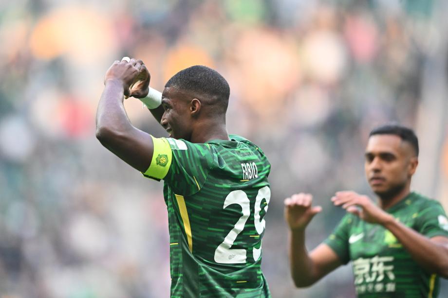 法比奥收获金靴 北京国安送梅州客家降级