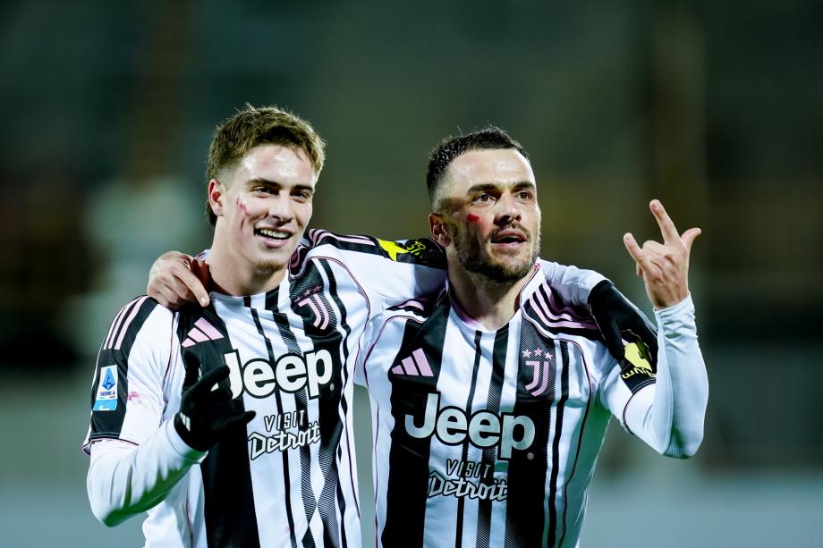 科斯蒂奇破门曼德拉戈拉扳平 尤文1-1佛罗伦萨