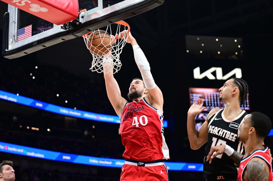 哈登27+9莱昂纳德21分 快船大胜老鹰终结五连败