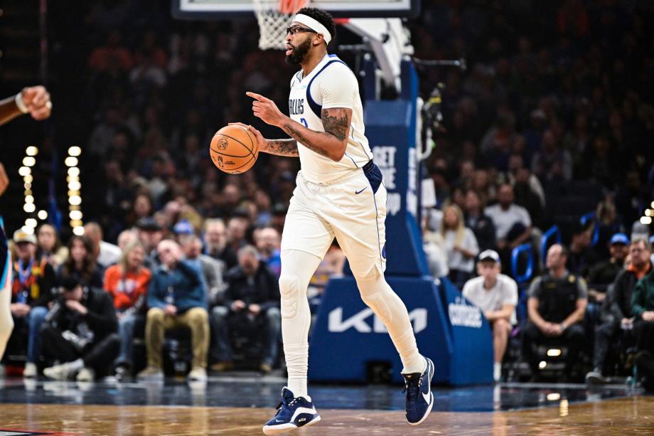 亚历山大33+5+6戴维斯仅2分 雷霆大胜独行侠