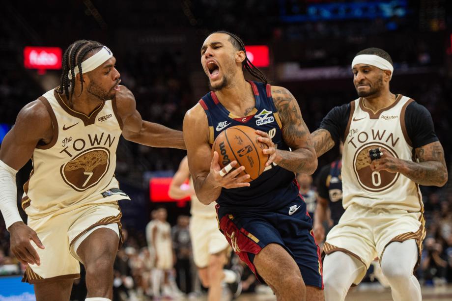 米切尔空砍29分斯潘塞19+7 残阵勇士爆冷骑士