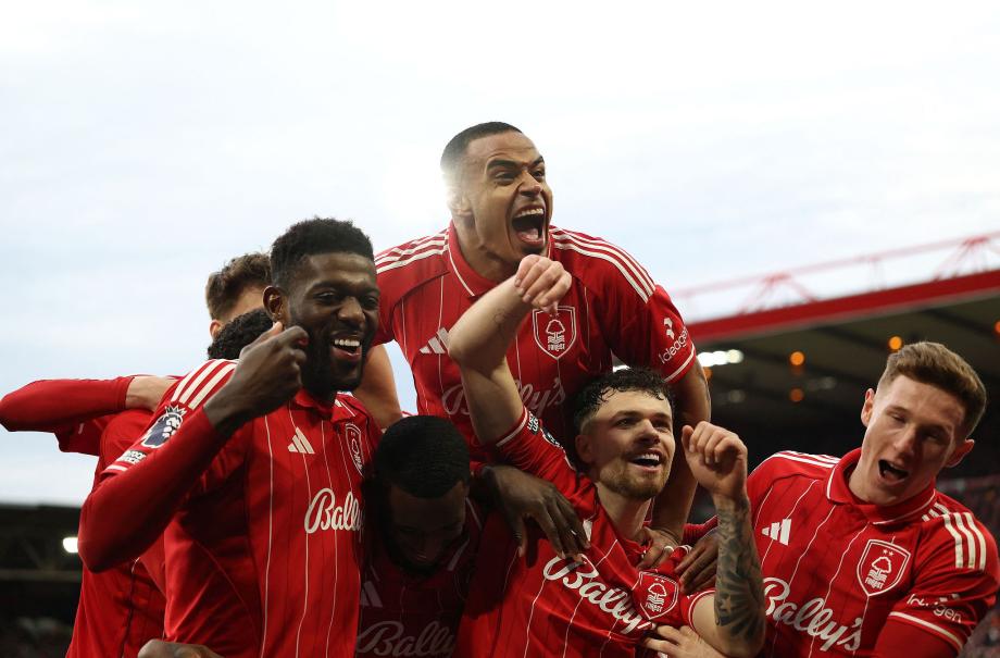 [图]英超-奥多伊2射1传 热刺0-3不敌诺丁汉丛林中足联职业联赛