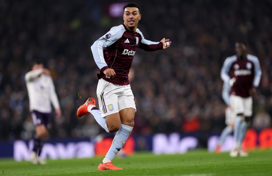 英超-库尼亚破门罗杰斯梅开二度 曼联1-2不敌维拉