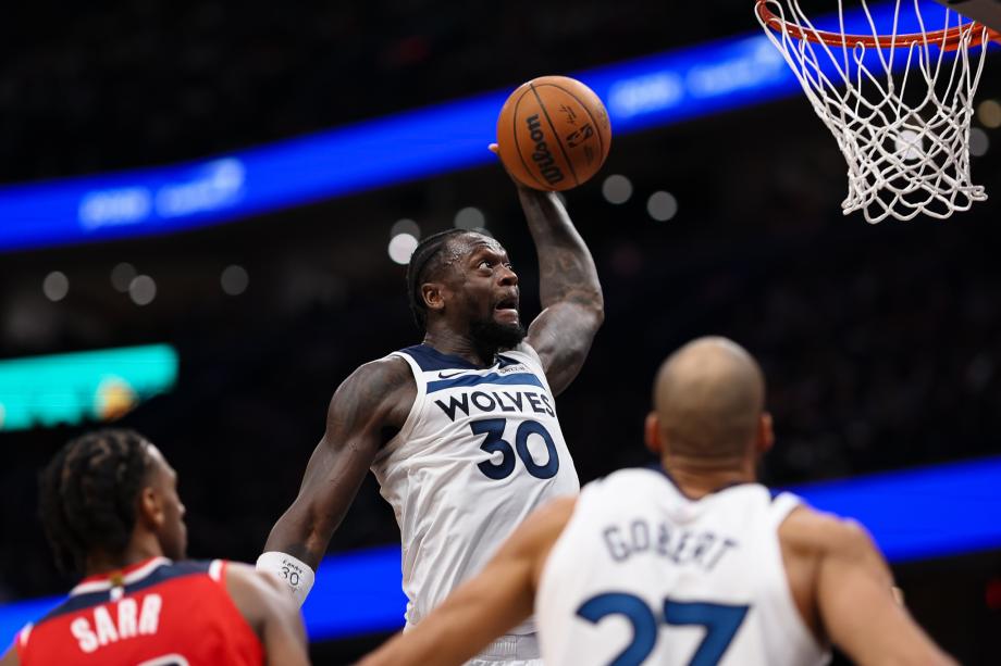 爱德华兹35分三分球创纪录 森林狼客场轻取奇才