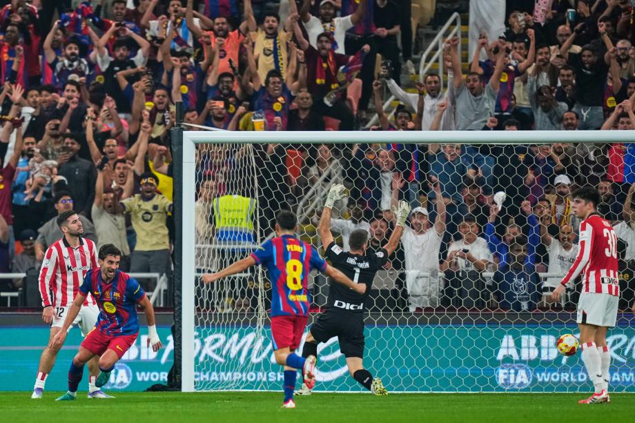 西超杯-拉菲尼亚2射1传 巴萨5-0毕巴进决赛