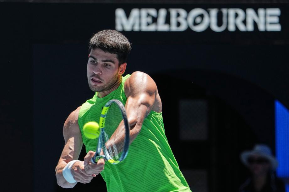 [图]阿尔卡拉斯3-0治服汉夫曼 晋级澳网男单第三轮体育最新信息