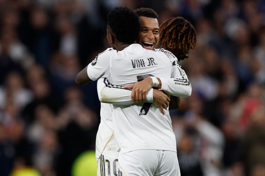 姆巴佩双响维尼修斯造4球 皇马6-1胜摩纳哥