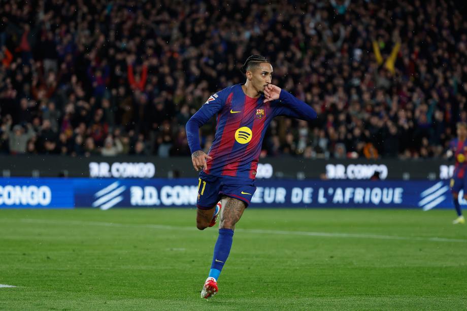 巴萨3-0奥维耶多 奥尔莫传射亚马尔精彩侧钩破门