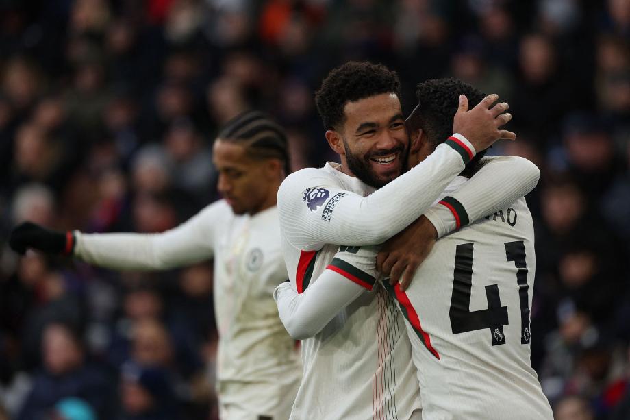 切尔西3-1十人水晶宫！双线3连胜升第五