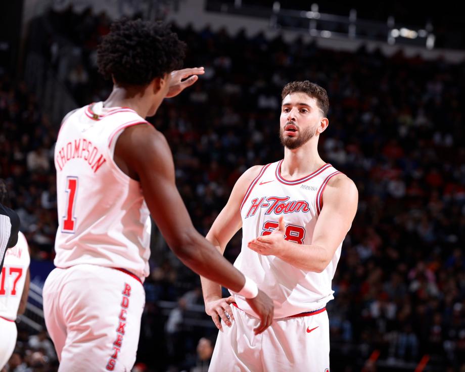 杜兰特关键助攻弗拉格空砍34+12 火箭险胜独行侠