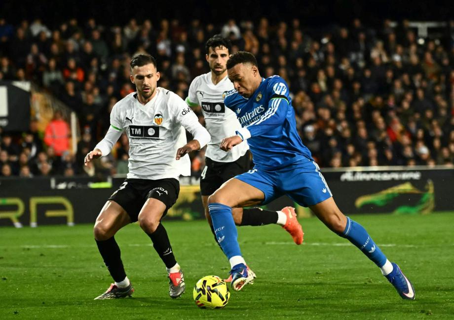 西甲-姆巴佩破门 皇马2-0巴伦西亚距榜首1分