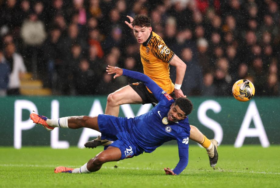 内托帽子戏法 切尔西4-0大胜赫尔城进足总杯16强