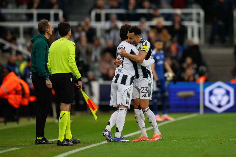 托纳利破门乔林顿博特曼建功 纽卡晋级16强