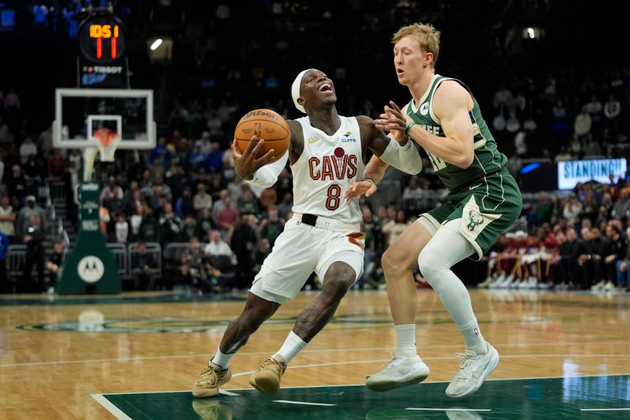 [图]雄鹿118-116险胜骑士 波特许绝杀阿伦27+11体育录像/图片