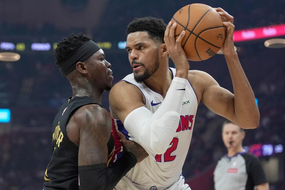 杜伦24+14泰森22+4 骑士战胜活塞喜迎连胜