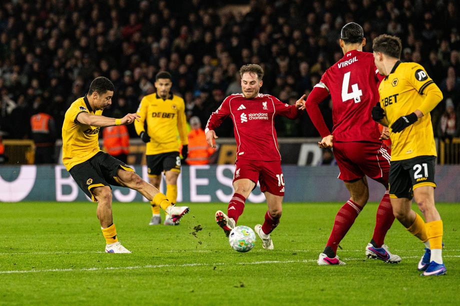 萨拉赫破门 利物浦1-2不敌狼队3连胜终结