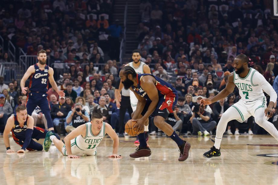 哈登19+10塔图姆20分 骑士不敌凯尔特人