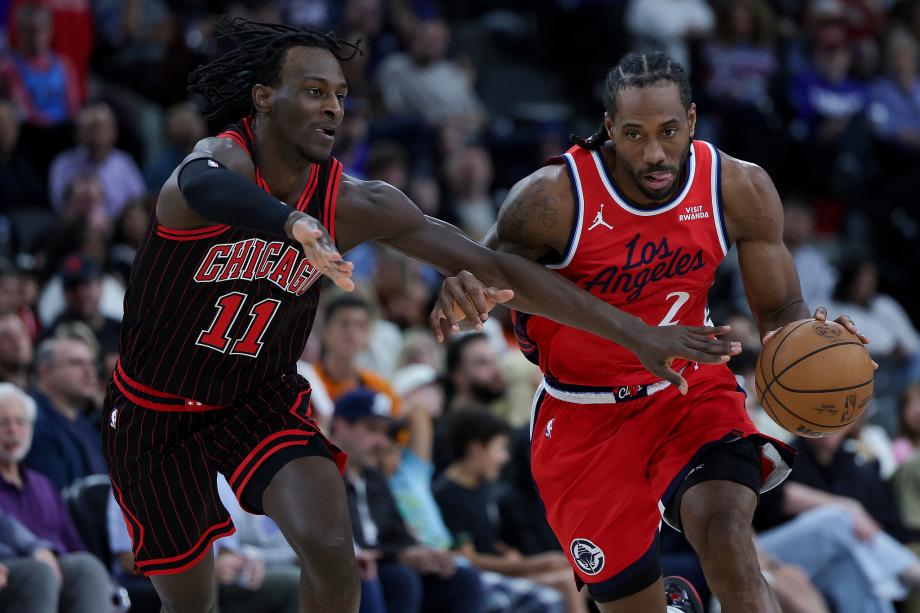 NBA-伦纳德28分喜迎里程碑 快船主场轻取公牛