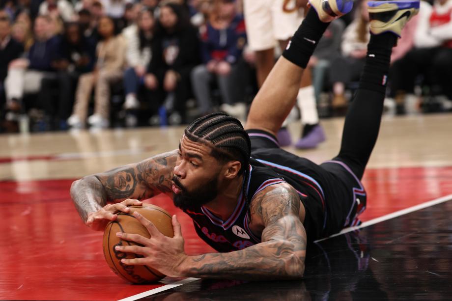 哈登36+9吉迪19助攻生涯新高 骑士险胜公牛