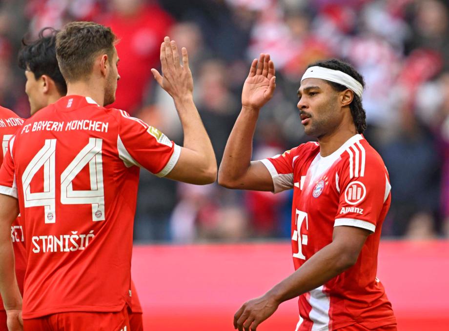 德甲：凯恩奥利塞破门格纳布里双响 拜仁4-0大胜