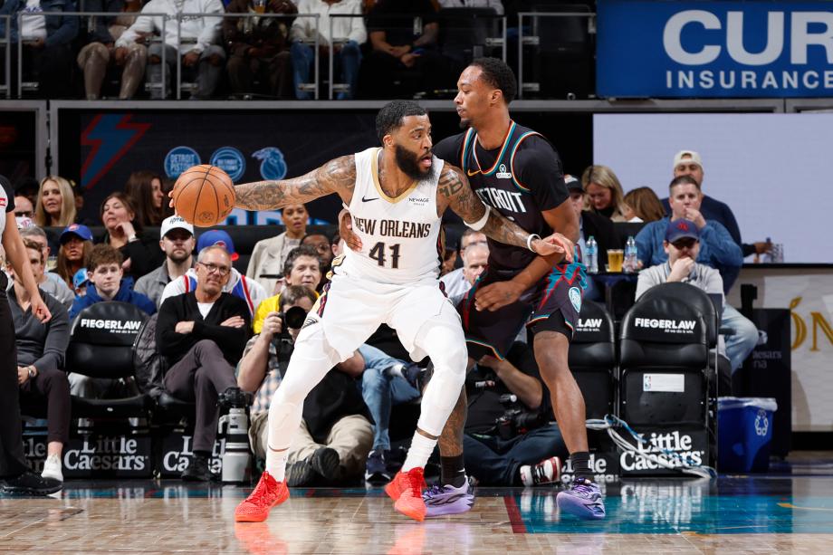 杜伦30+10+7锡安21分 活塞主场轻取鹈鹕