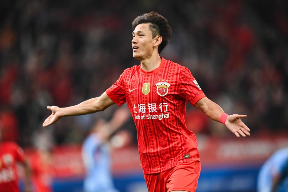 莱昂纳多王燊超进球 上海海港战胜云南玉昆