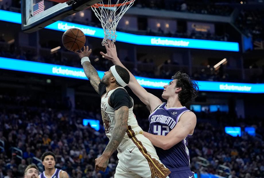 库里17+5波杰姆斯基20分 勇士力克国王