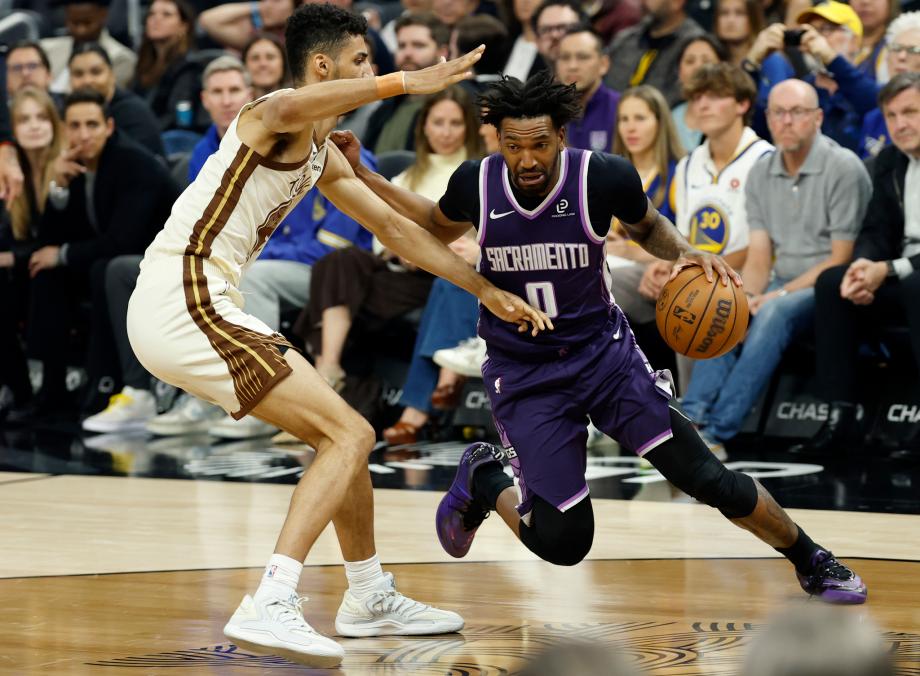 库里17+5波杰姆斯基20分 勇士力克国王