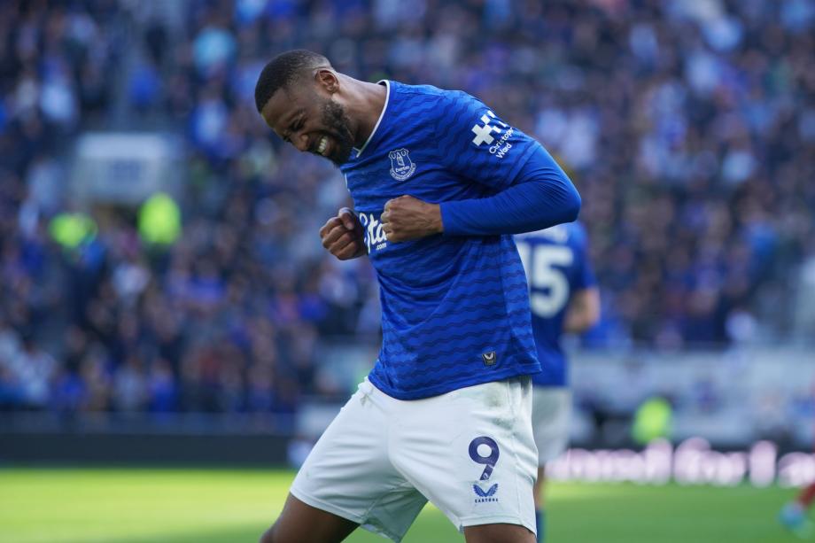 范戴克绝杀萨拉赫破门 利物浦2-1力克埃弗顿